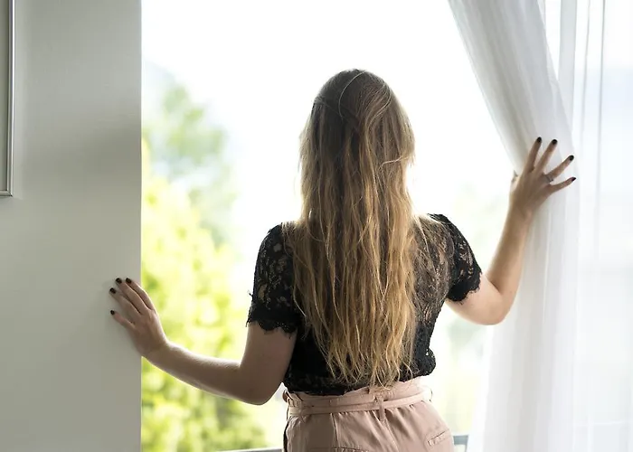 ベッド・アンド・ブレックファスト Belalp 4*