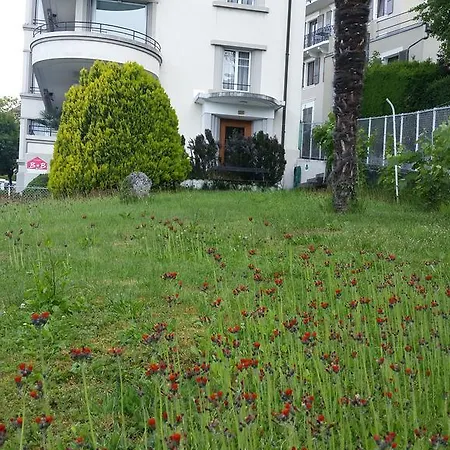 Bed & Breakfast Belalp Montreux